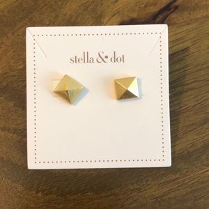Stella & Dot Earrings
